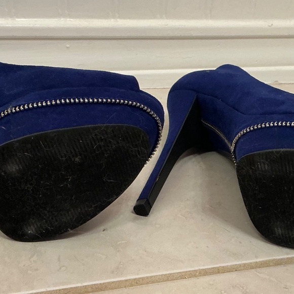 ALDO Royal Blue Suede Peep Toe Platform Heels - Size 8.5 - Picture 3 of 3